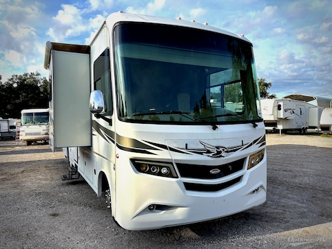Used 2018 Jayco Precept 31UL Featured Photo
