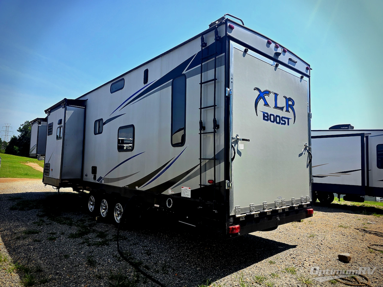 2019 Forest River XLR Boost 37TSX13 Photo 3