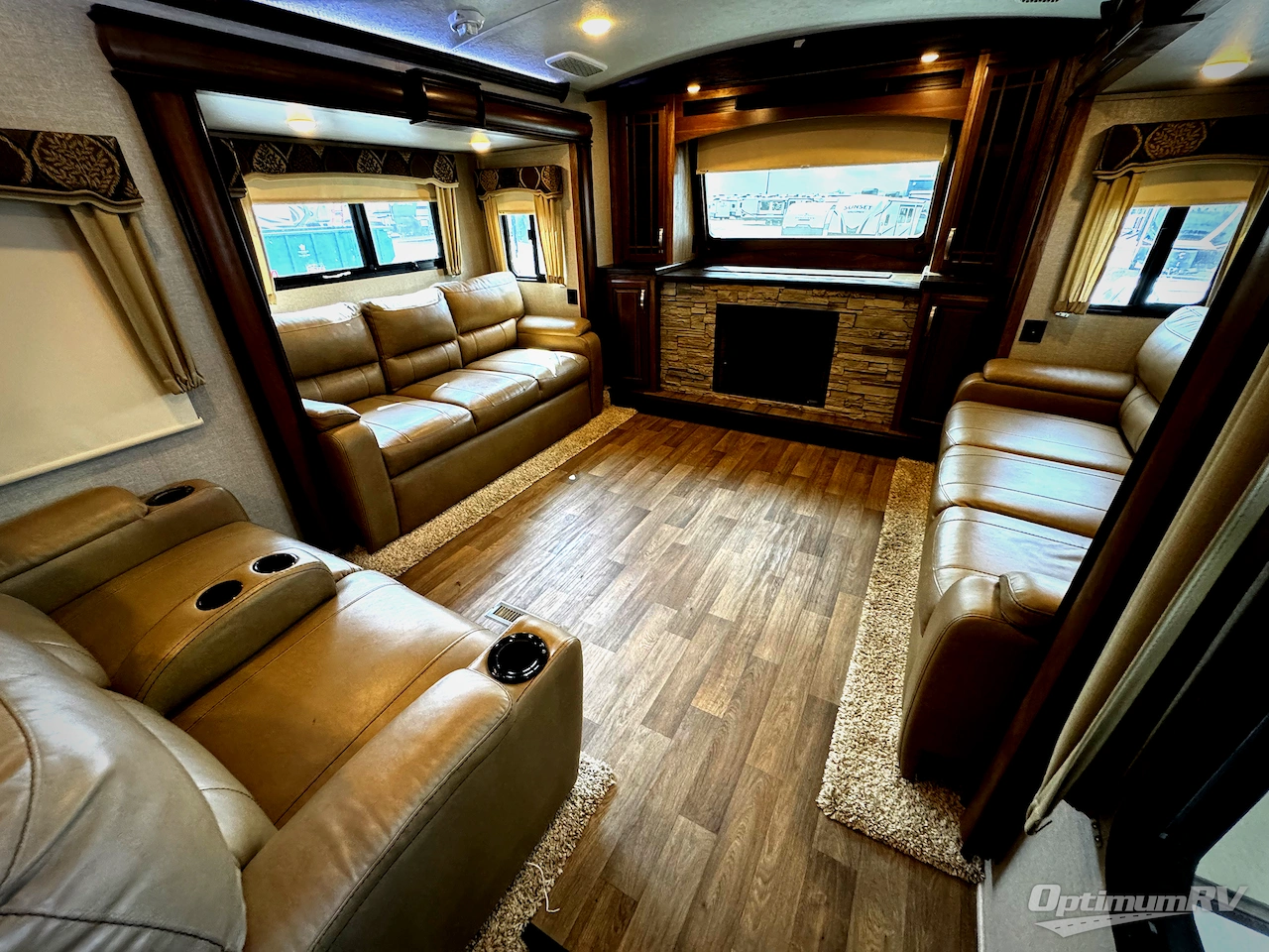 2018 Keystone Montana 3730FL Photo 18