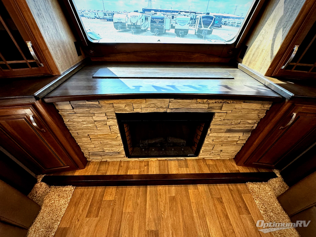 2018 Keystone Montana 3730FL Photo 19