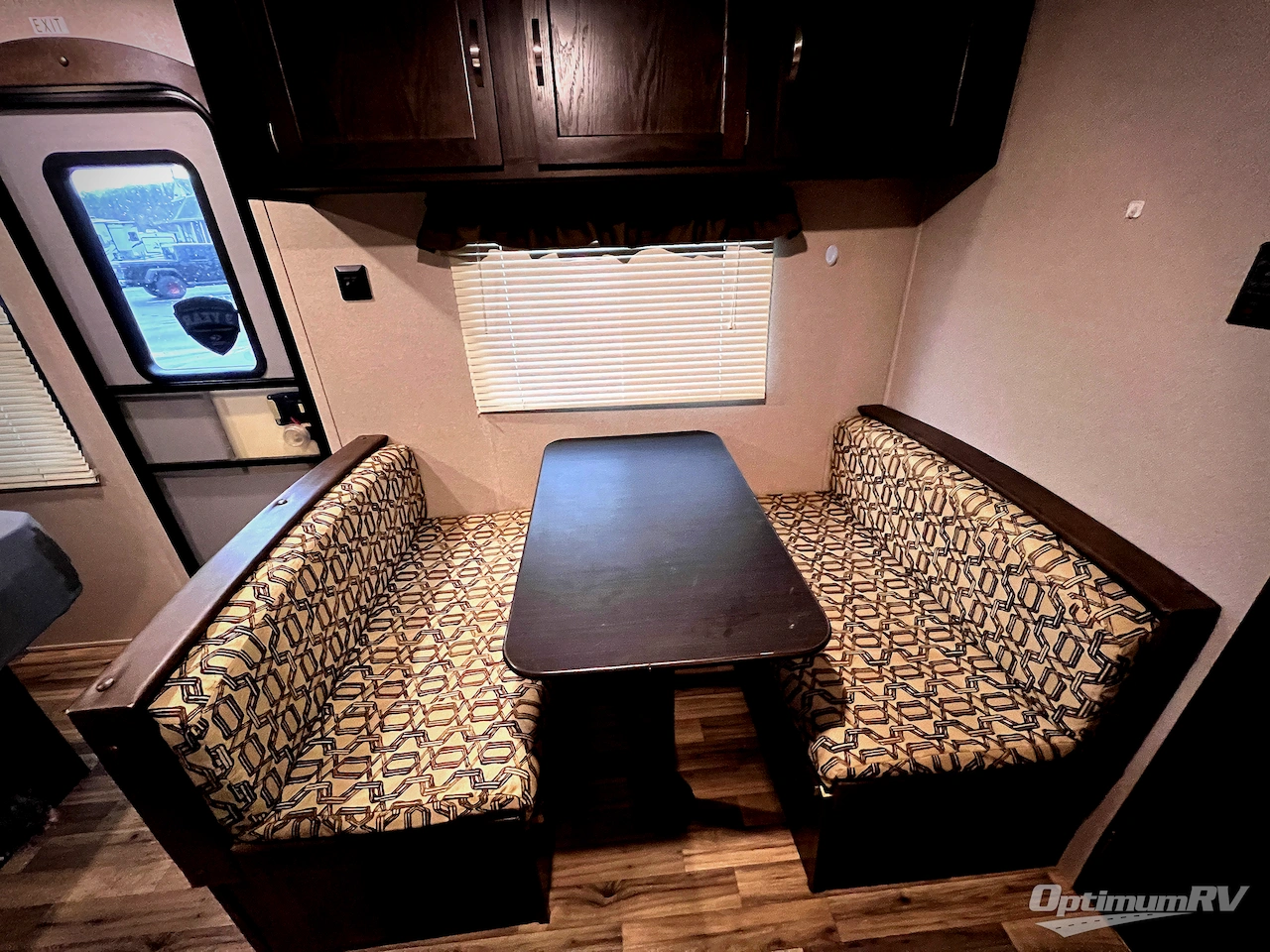 2019 Keystone Springdale Mini 1700FQ Photo 17