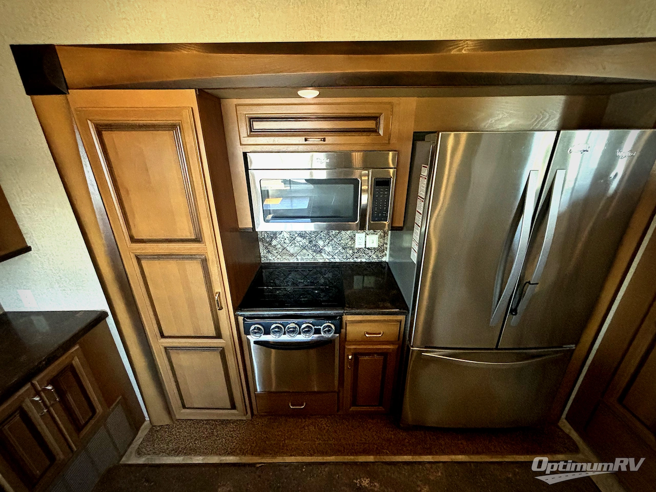 2016 Forest River Cedar Creek Hathaway Edition 38FL6 Photo 8