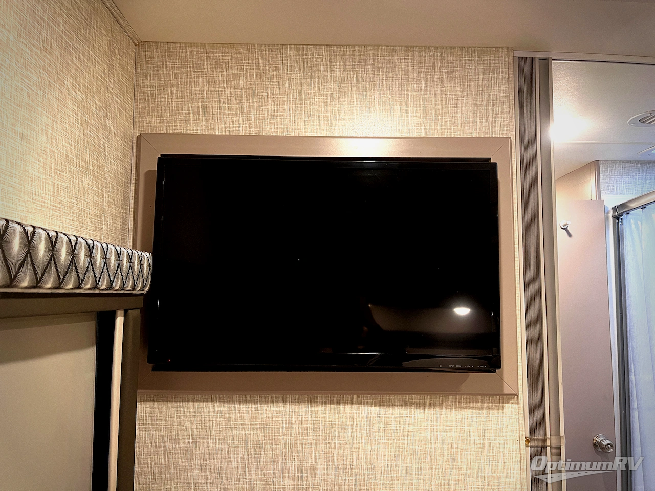 2022 Thor Quantum Sprinter DS24 Photo 35