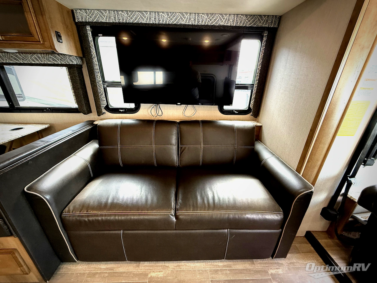 2020 Holiday Rambler Admiral 35R Photo 9