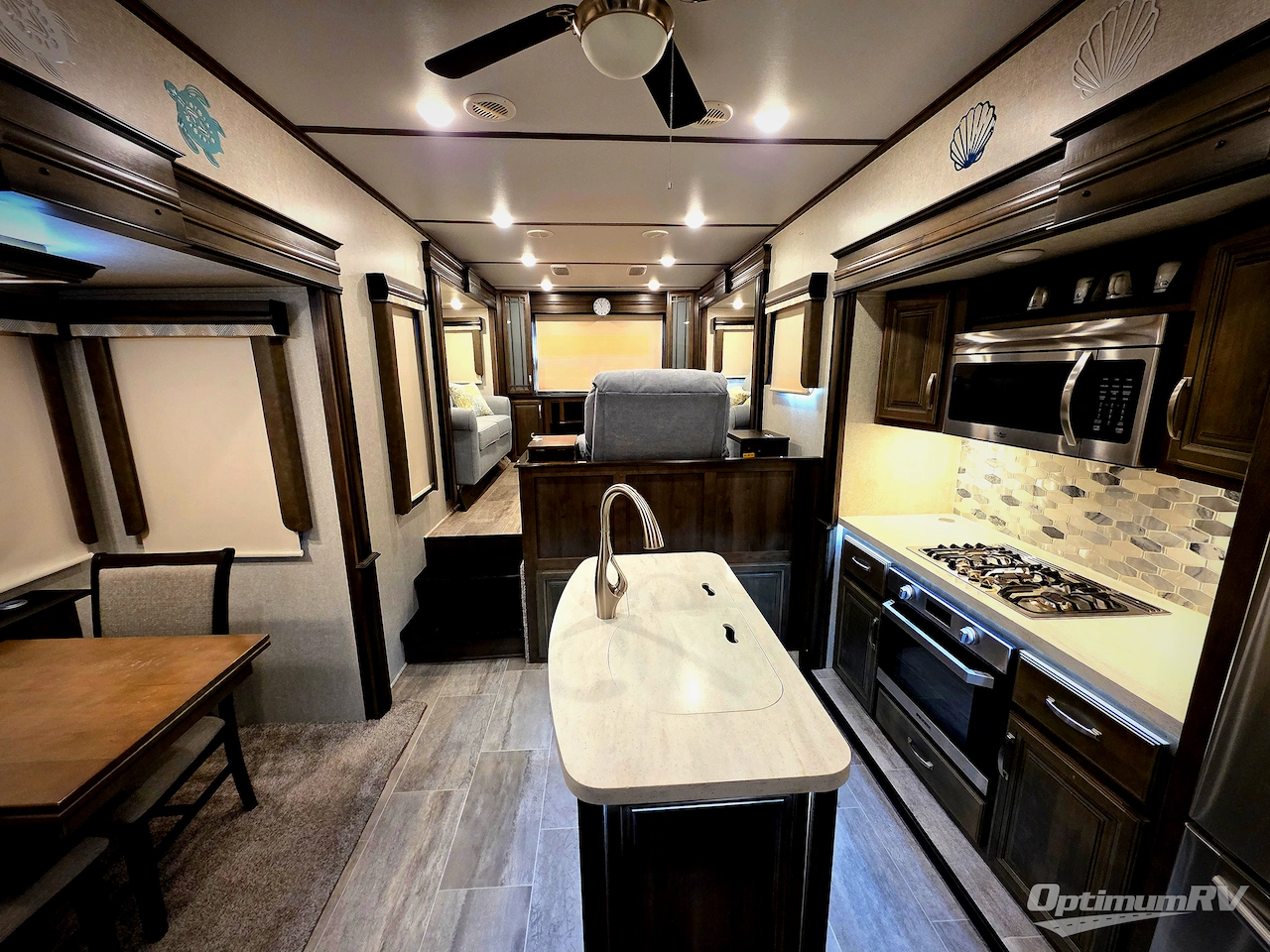 2019 Keystone Montana 3791RD Photo 3