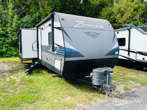 Used 2019 CrossRoads Zinger ZR333DB Featured Photo