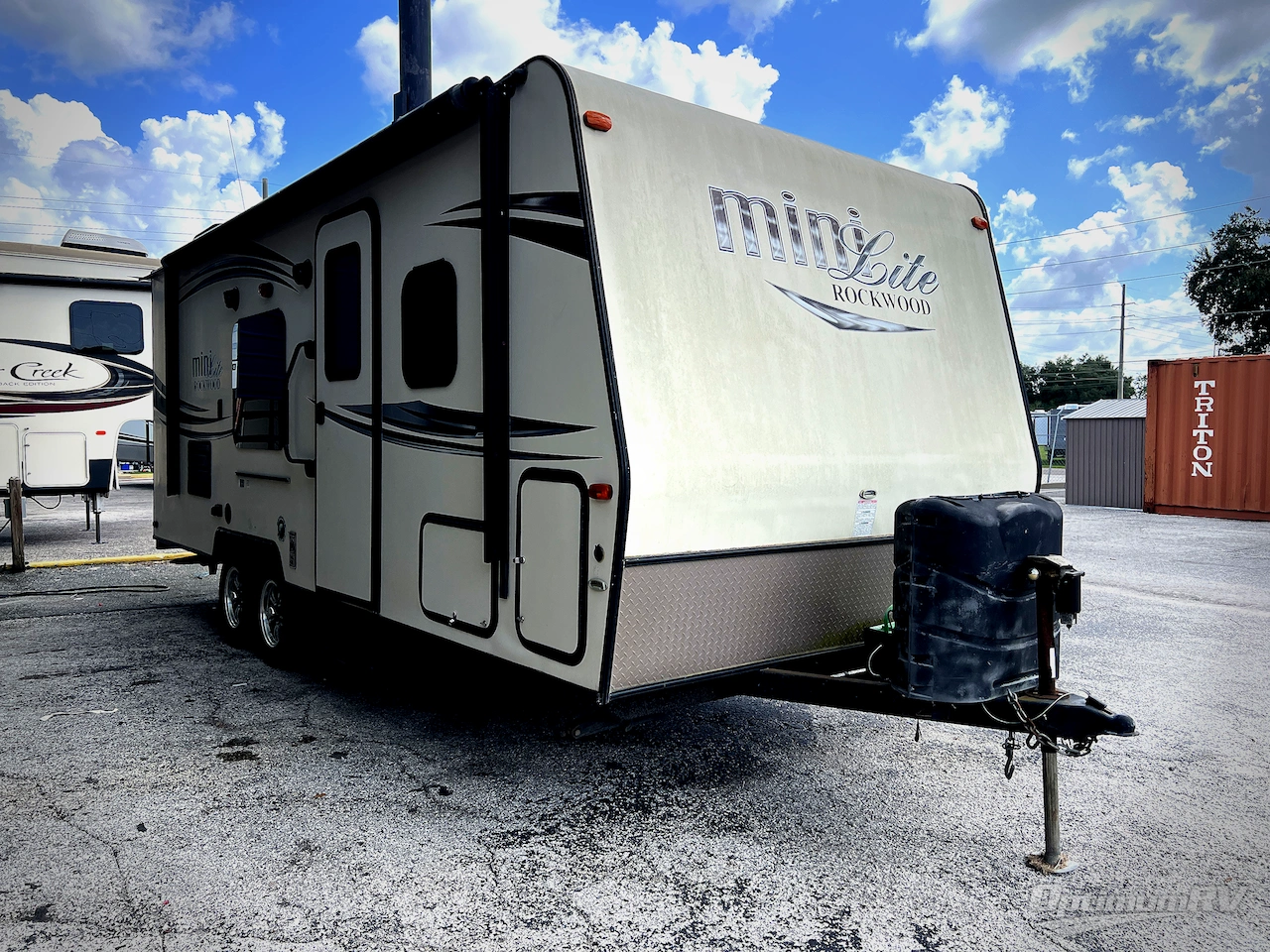 2016 Forest River Rockwood Mini Lite 2306 Photo 1