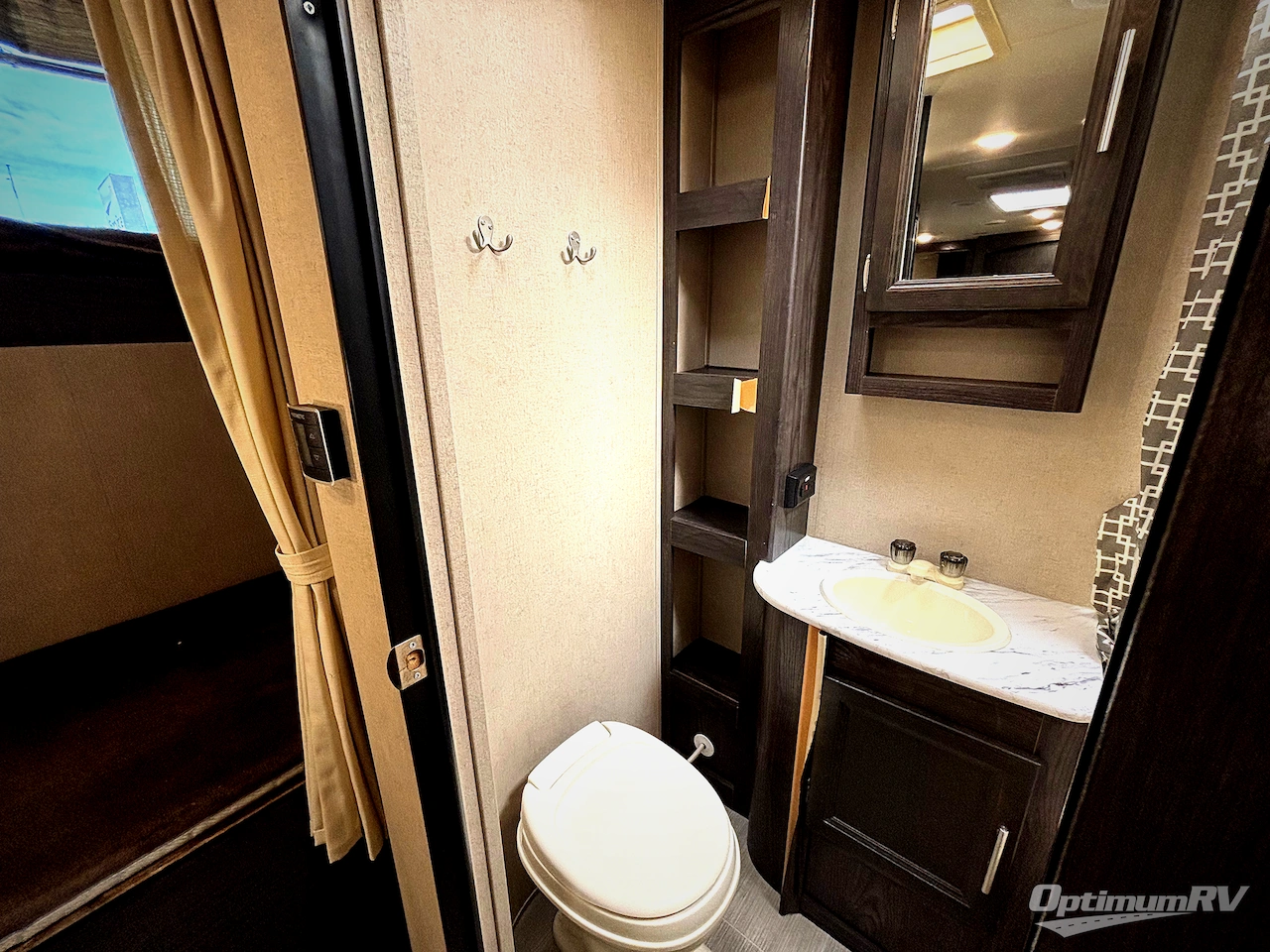 2018 Dutchmen Kodiak Ultra Lite 255BHSL Photo 11