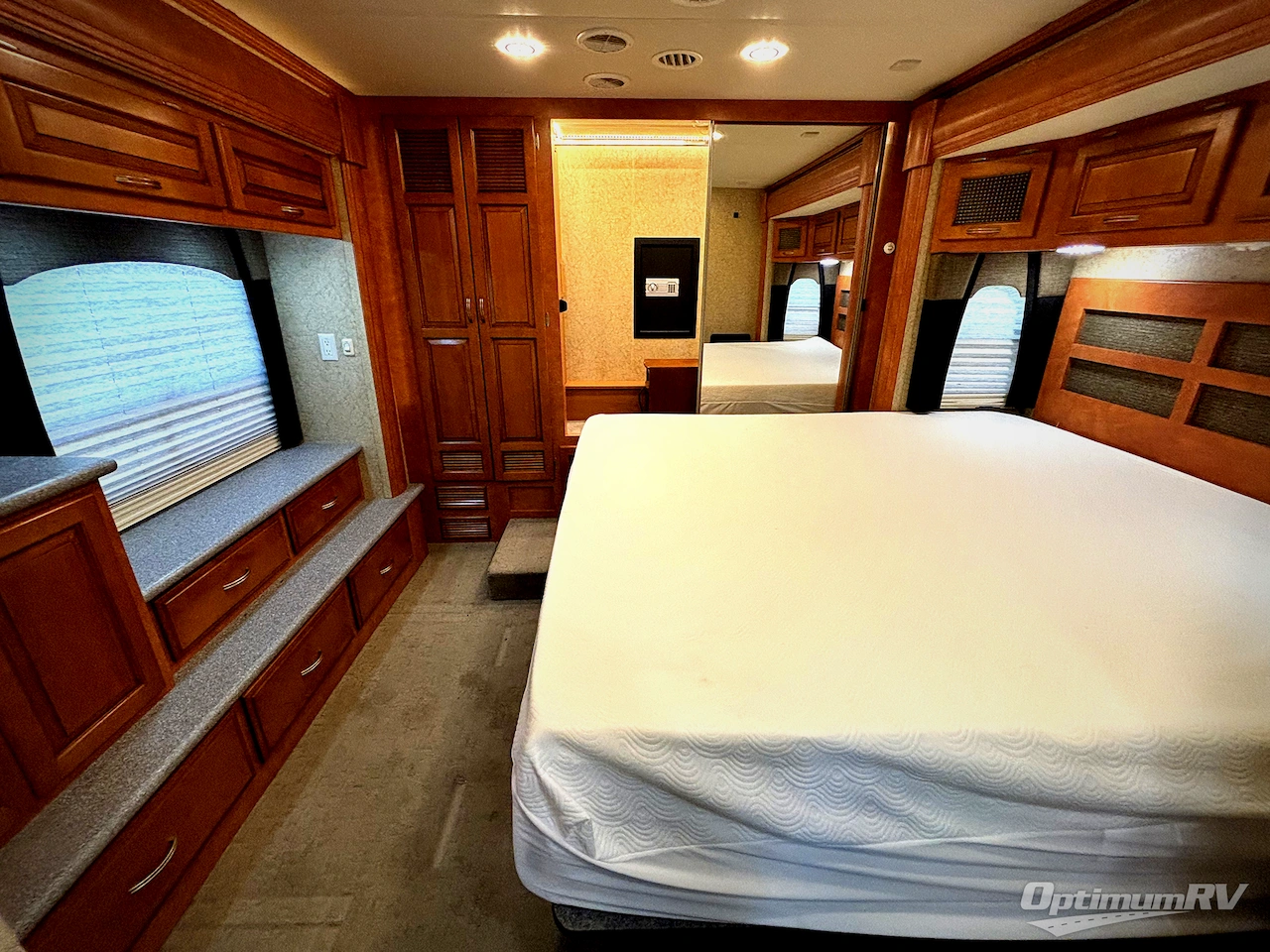 2010 Newmar Ventana 3933 Photo 20