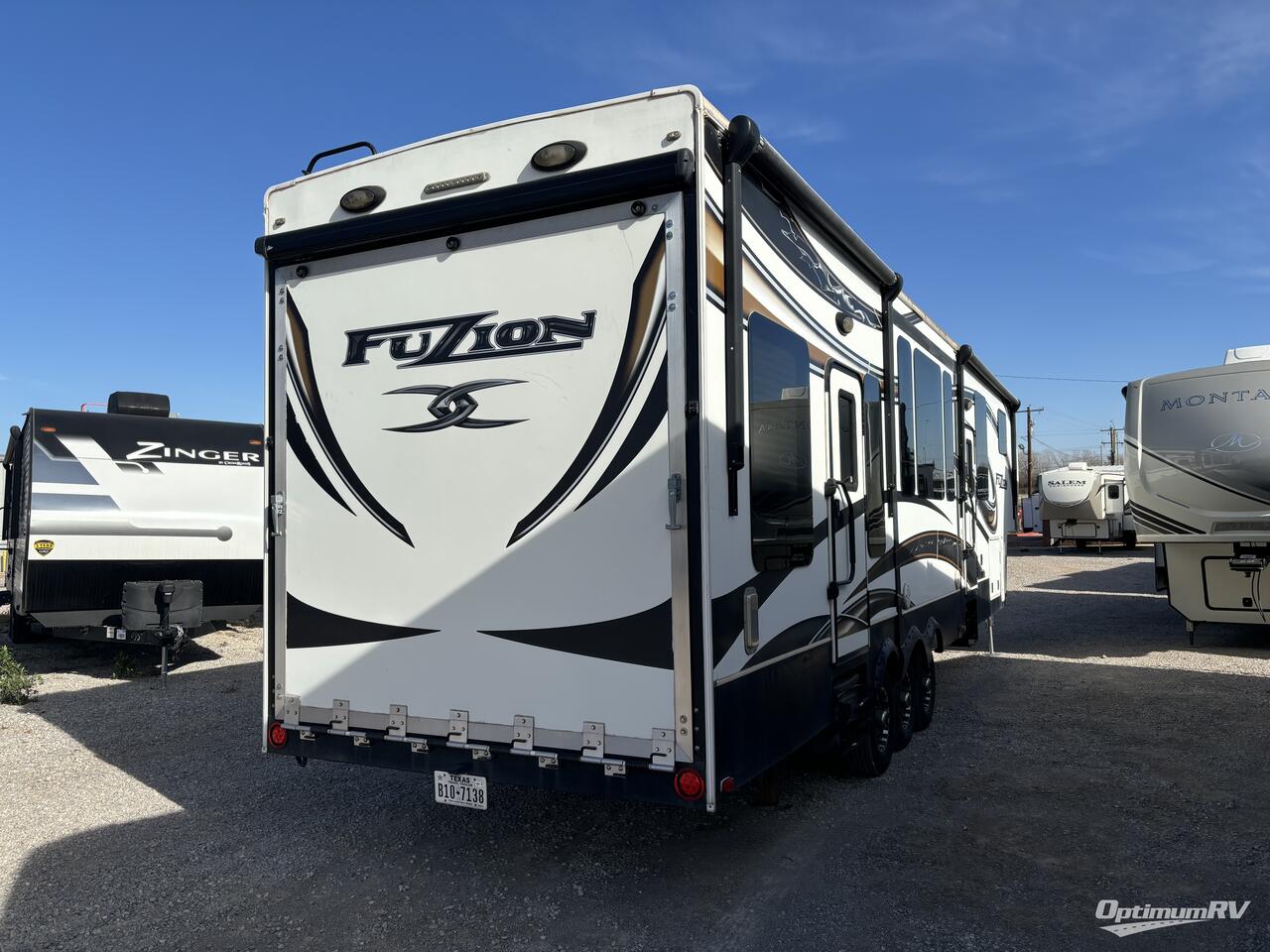 2013 Keystone Fuzion 375 Photo 2