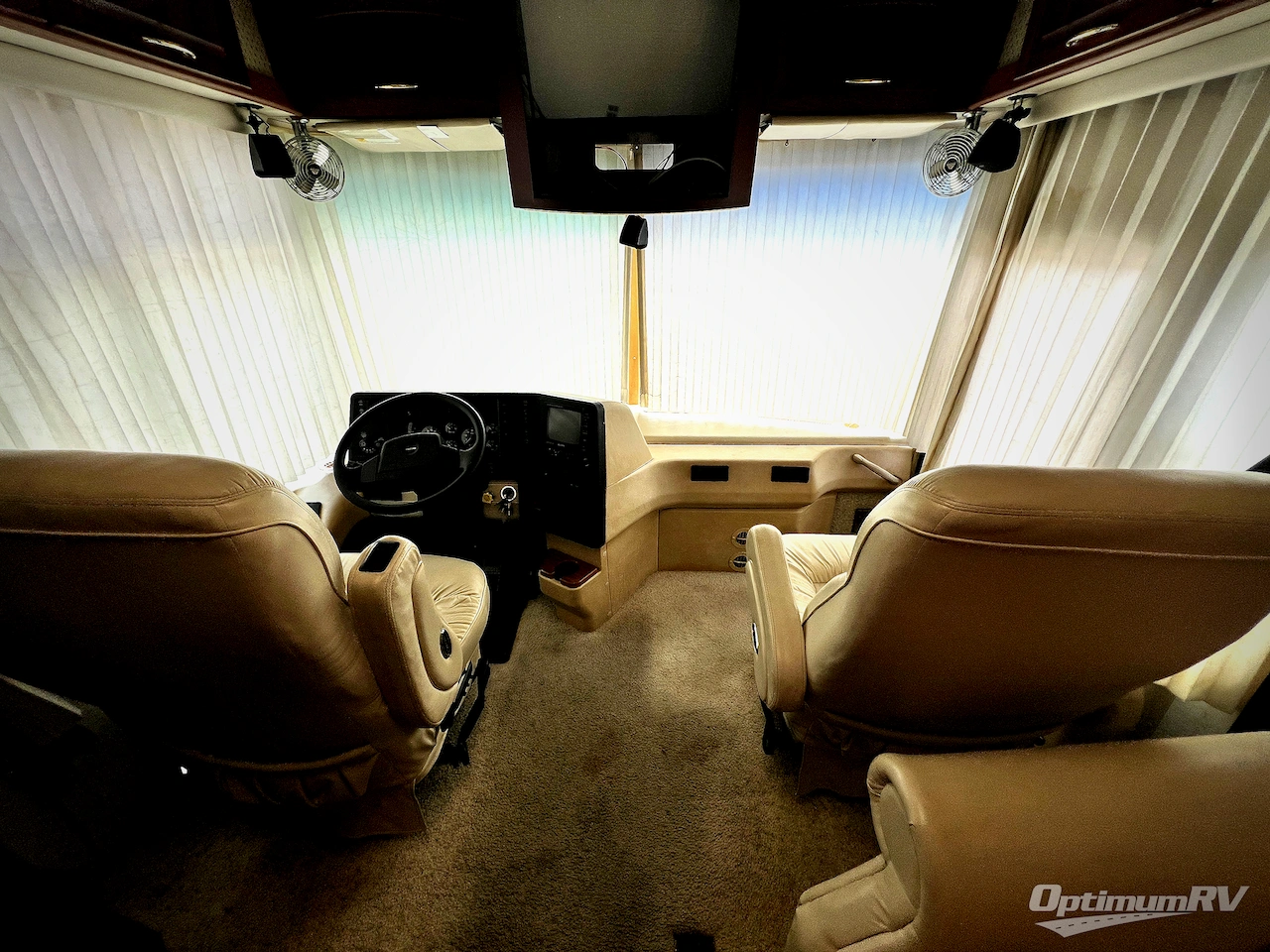 2002 Itasca Horizon 34HD Photo 6