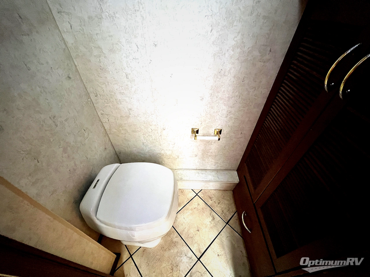 2002 Itasca Horizon 34HD Photo 19