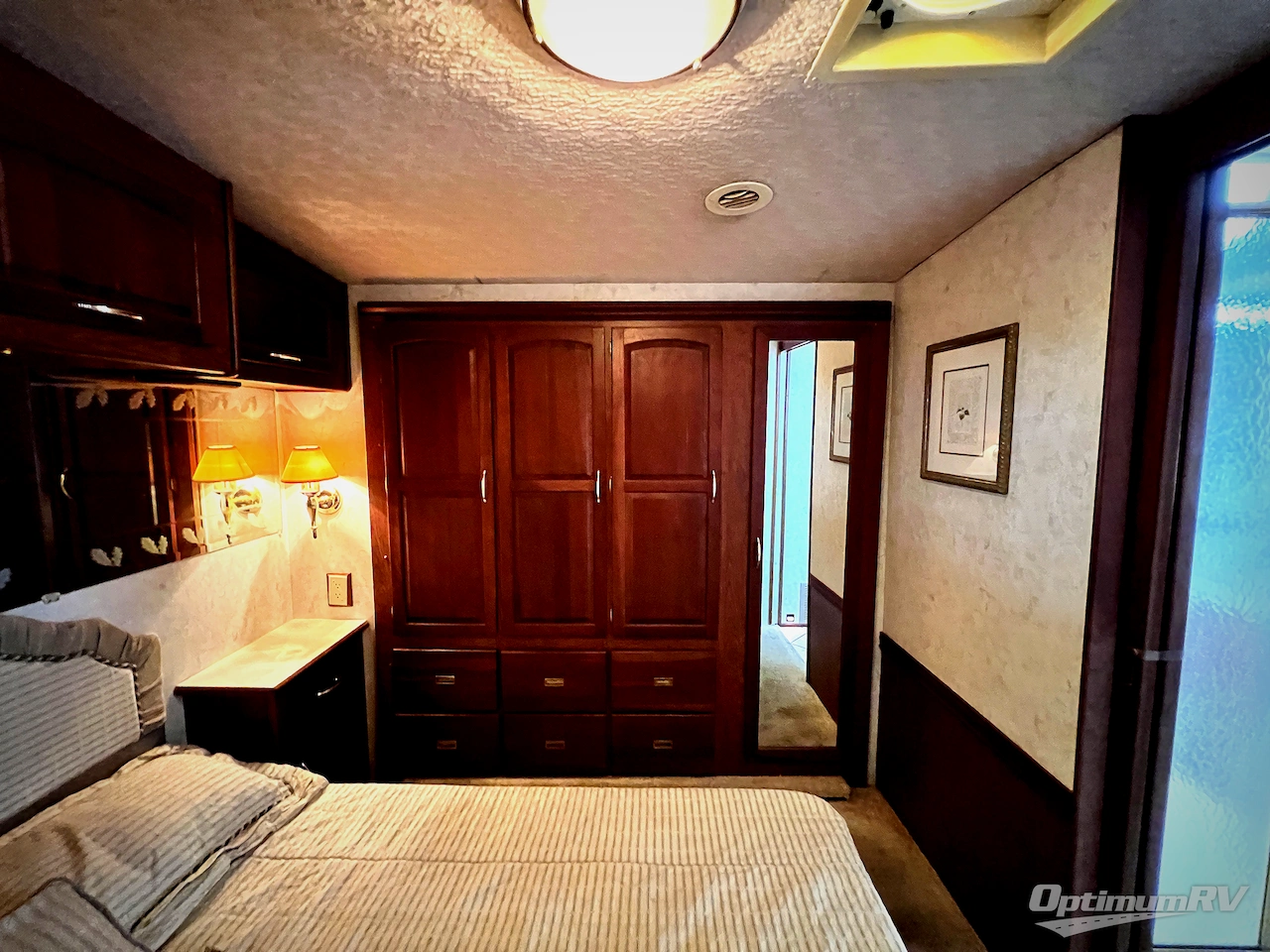 2002 Itasca Horizon 34HD Photo 21