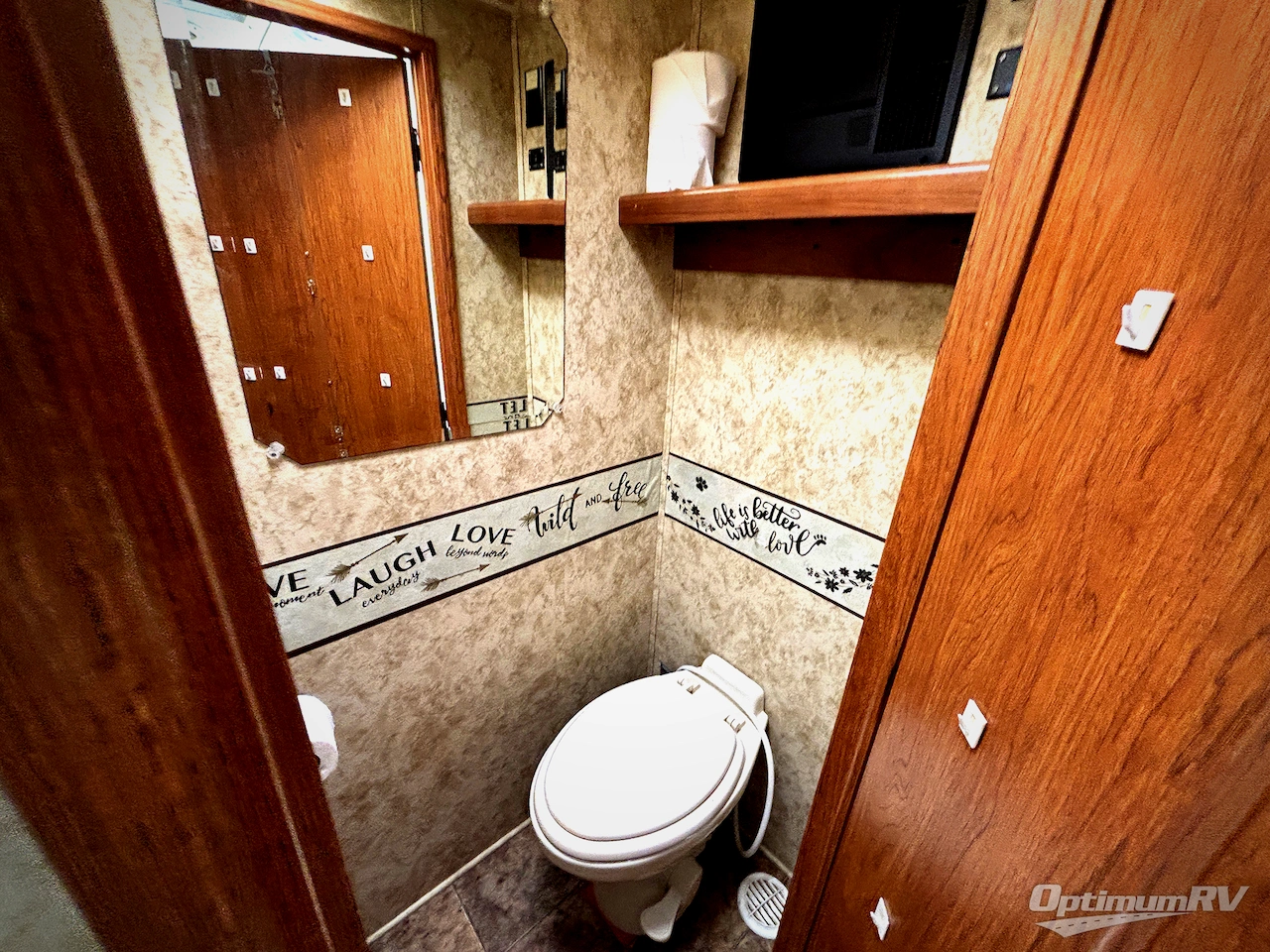 2012 Keystone Montana Big Sky 3400RL Photo 12