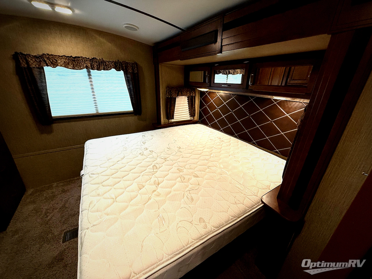 2018 Keystone Outback 324CG Photo 13