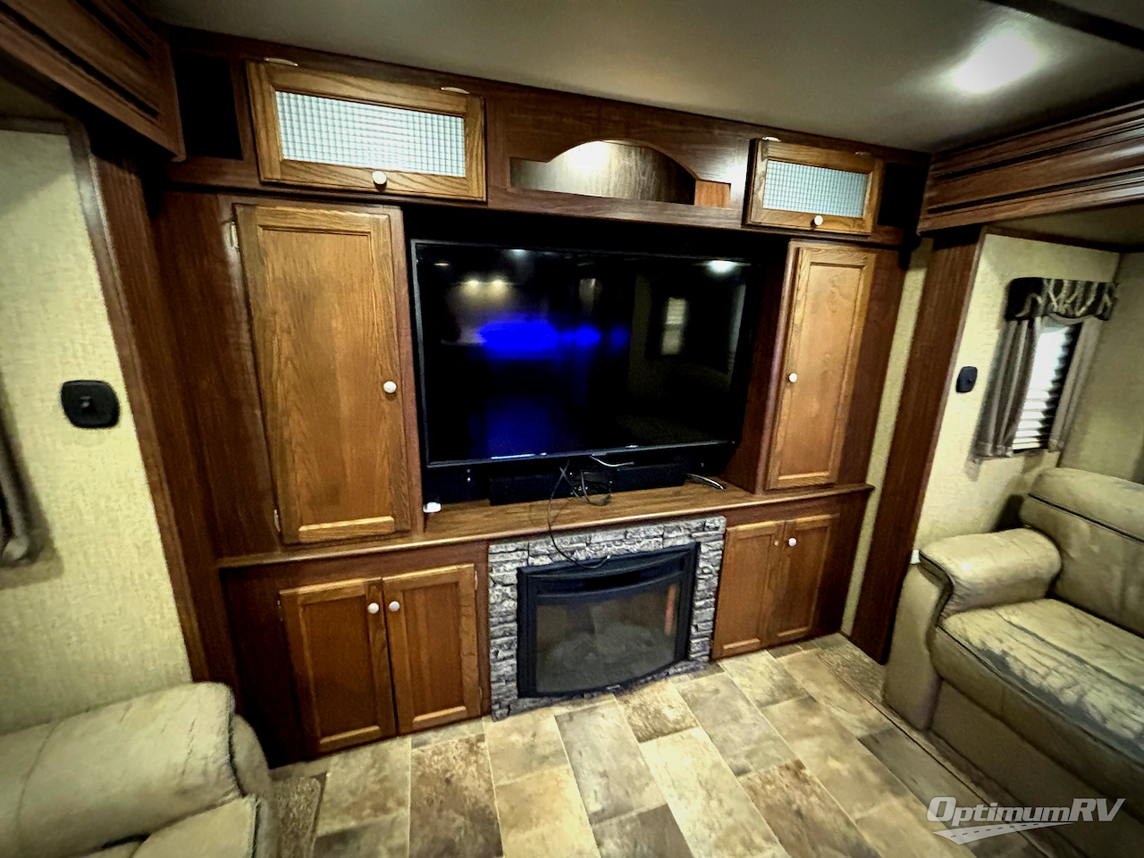 2017 Keystone Sprinter 332DEN Photo 14