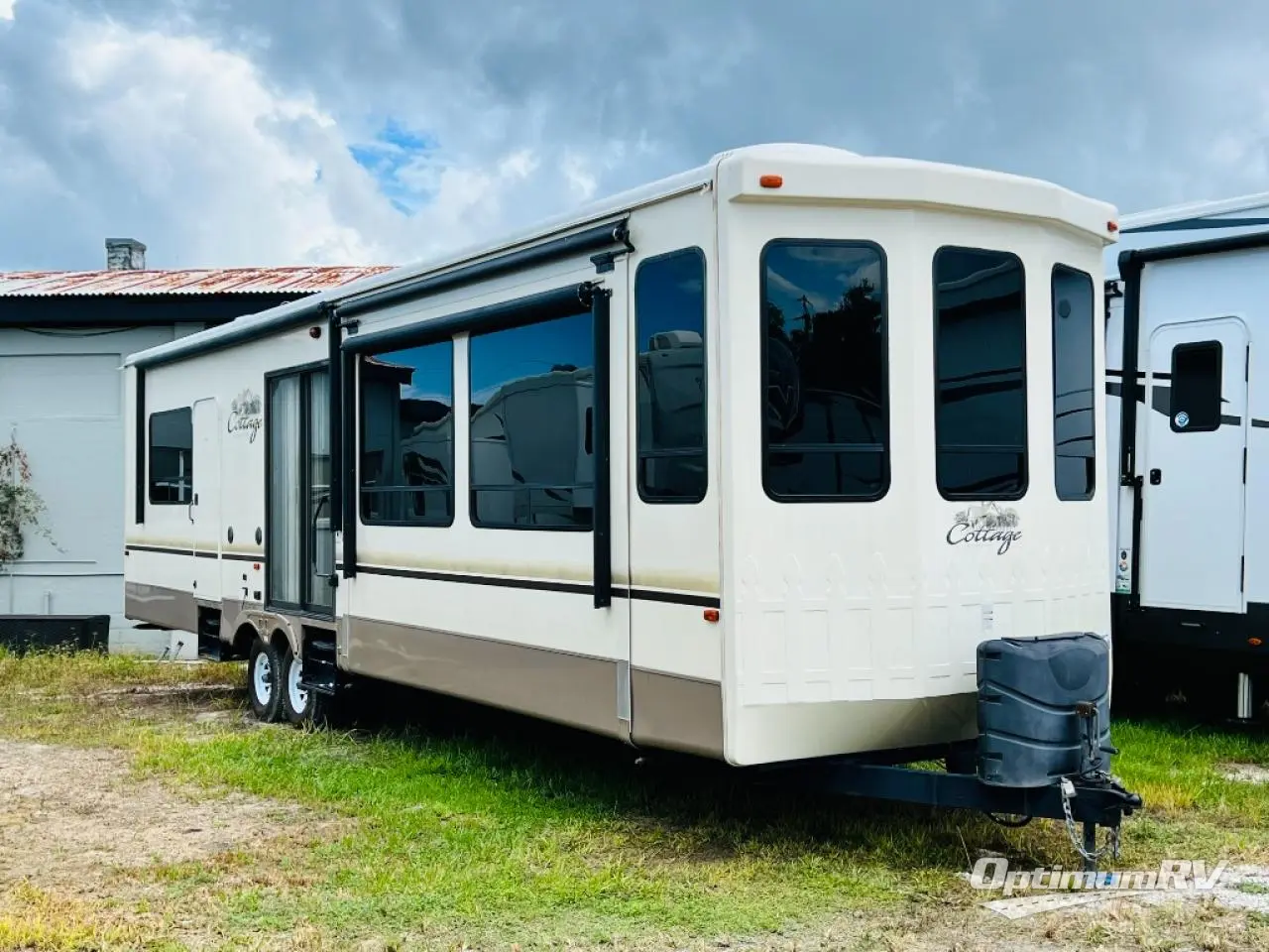 Creek wake ES.1 クリーク quiet mountain SOLD! - Used 2015 Forest River Cedar Creek Cottage 40CCK