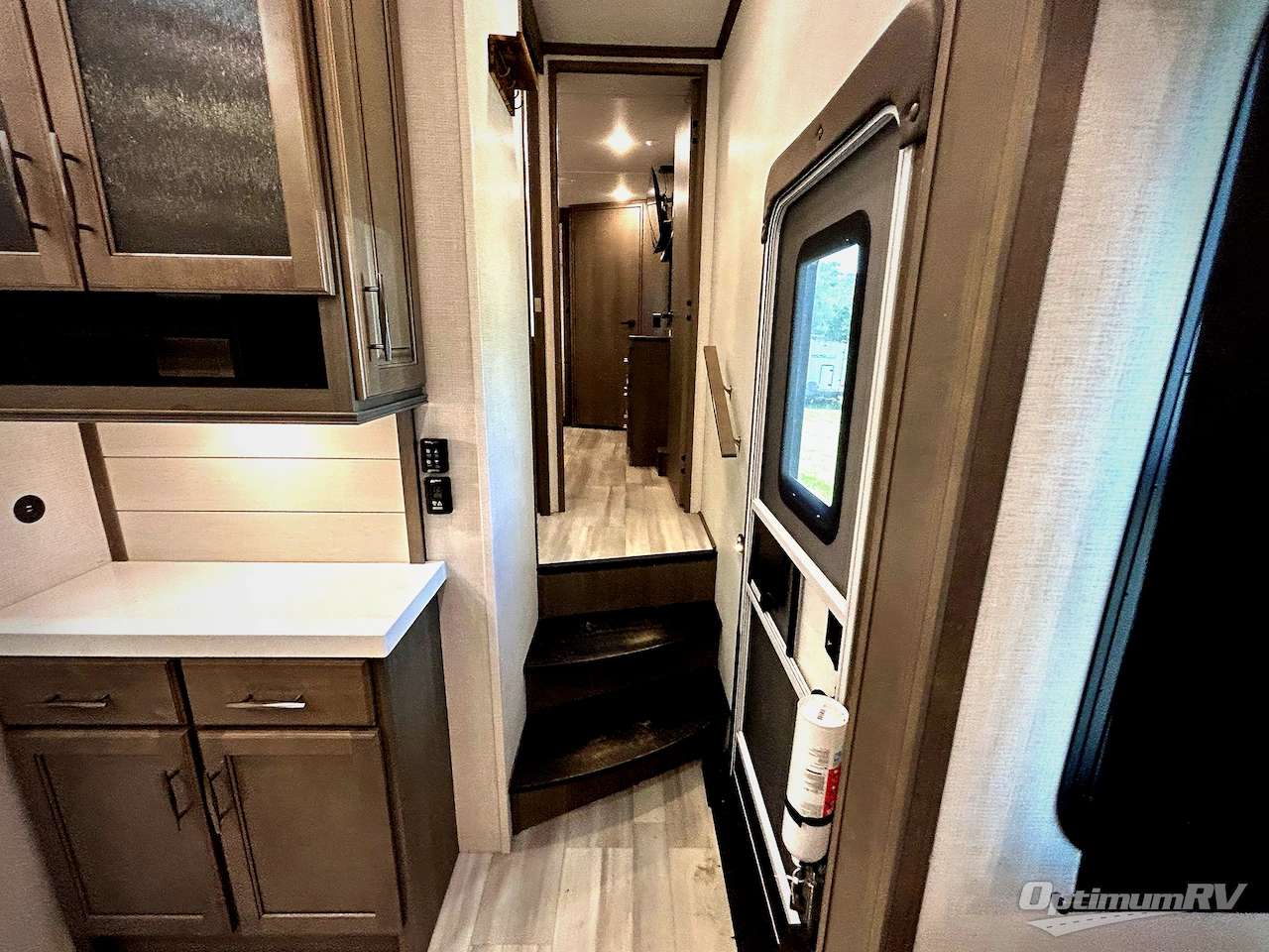 2024 Grand Design Solitude S-Class 3740BH Photo 6