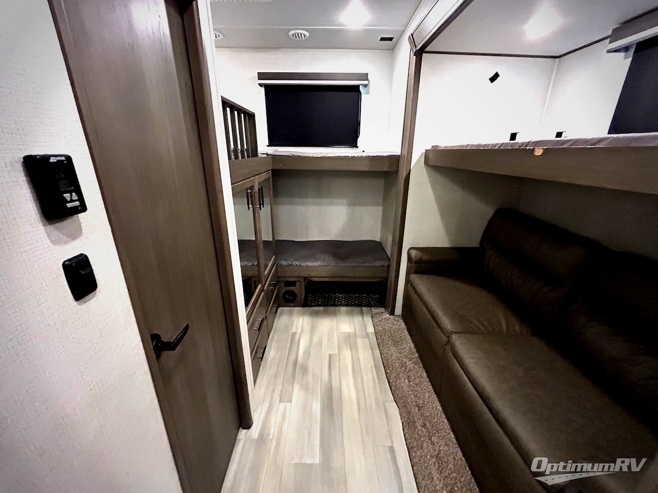 2024 Grand Design Solitude S-Class 3740BH Photo 18