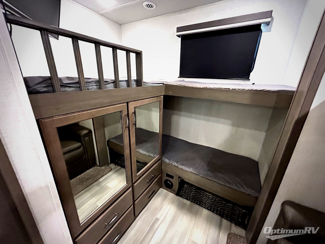 2024 Grand Design Solitude S-Class 3740BH Photo 20