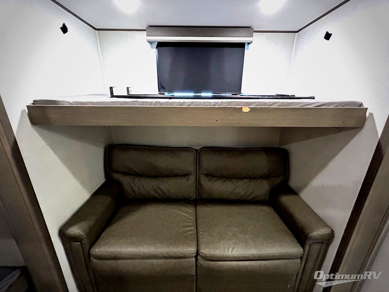 2024 Grand Design Solitude S-Class 3740BH Photo 22