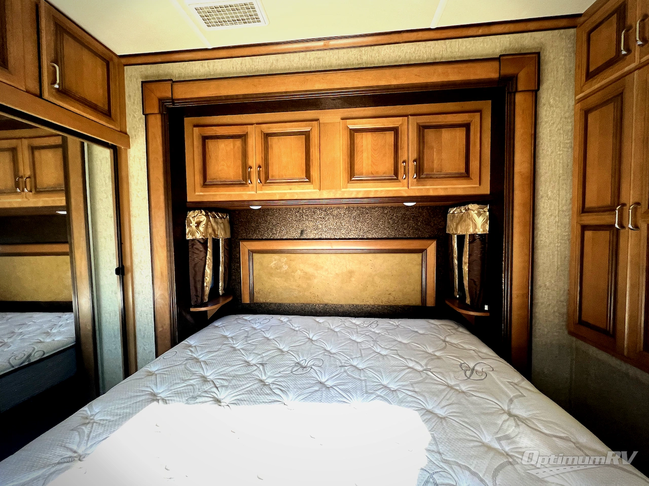 2017 Forest River Cedar Creek Cottage 40CCK Photo 17