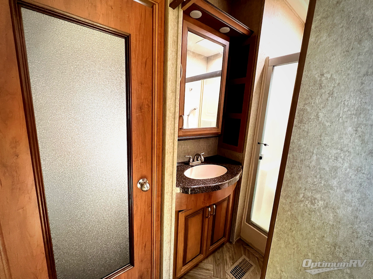 2017 Forest River Cedar Creek Cottage 40CCK Photo 21