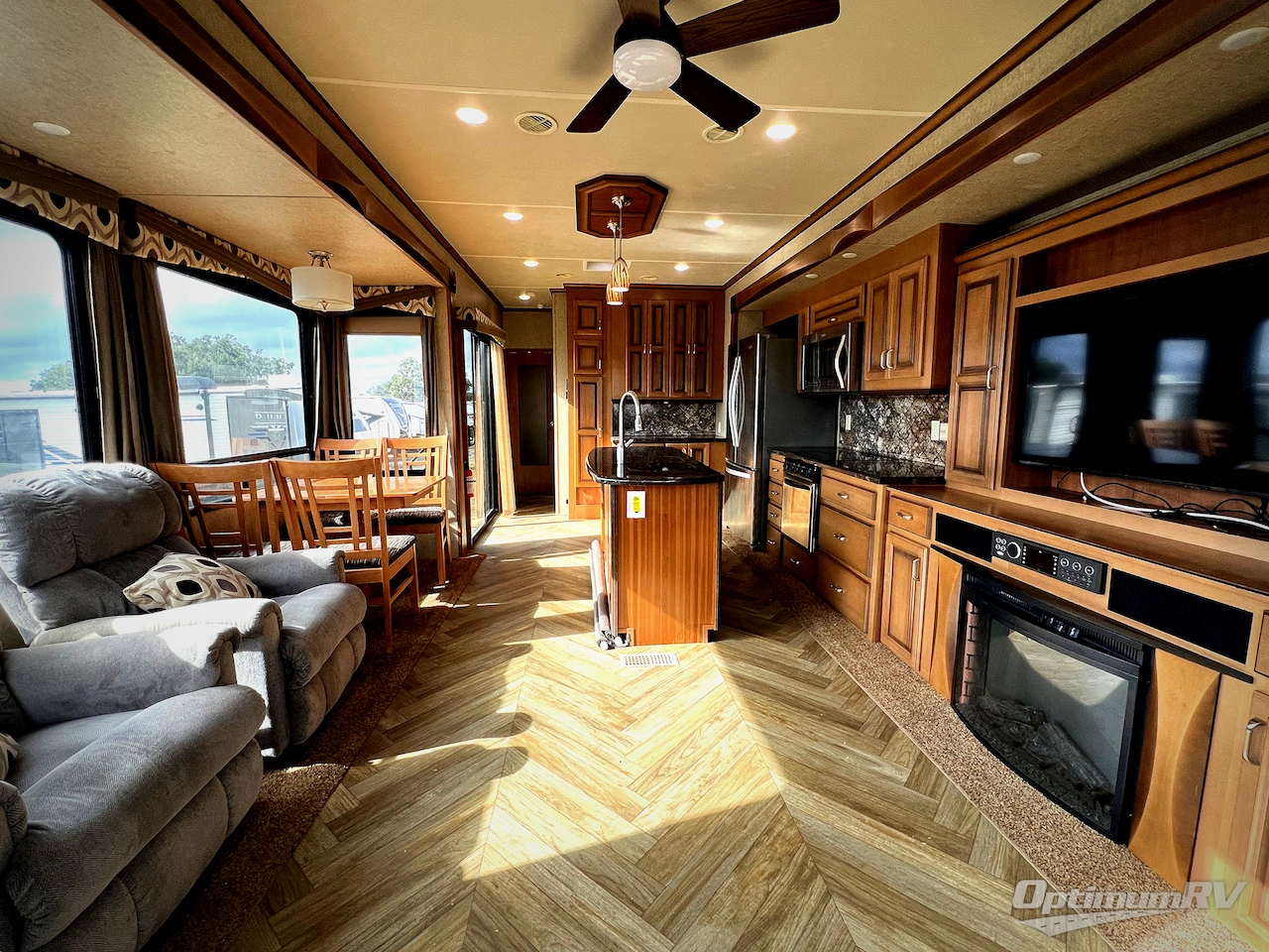 2017 Forest River Cedar Creek Cottage 40CCK Photo 5