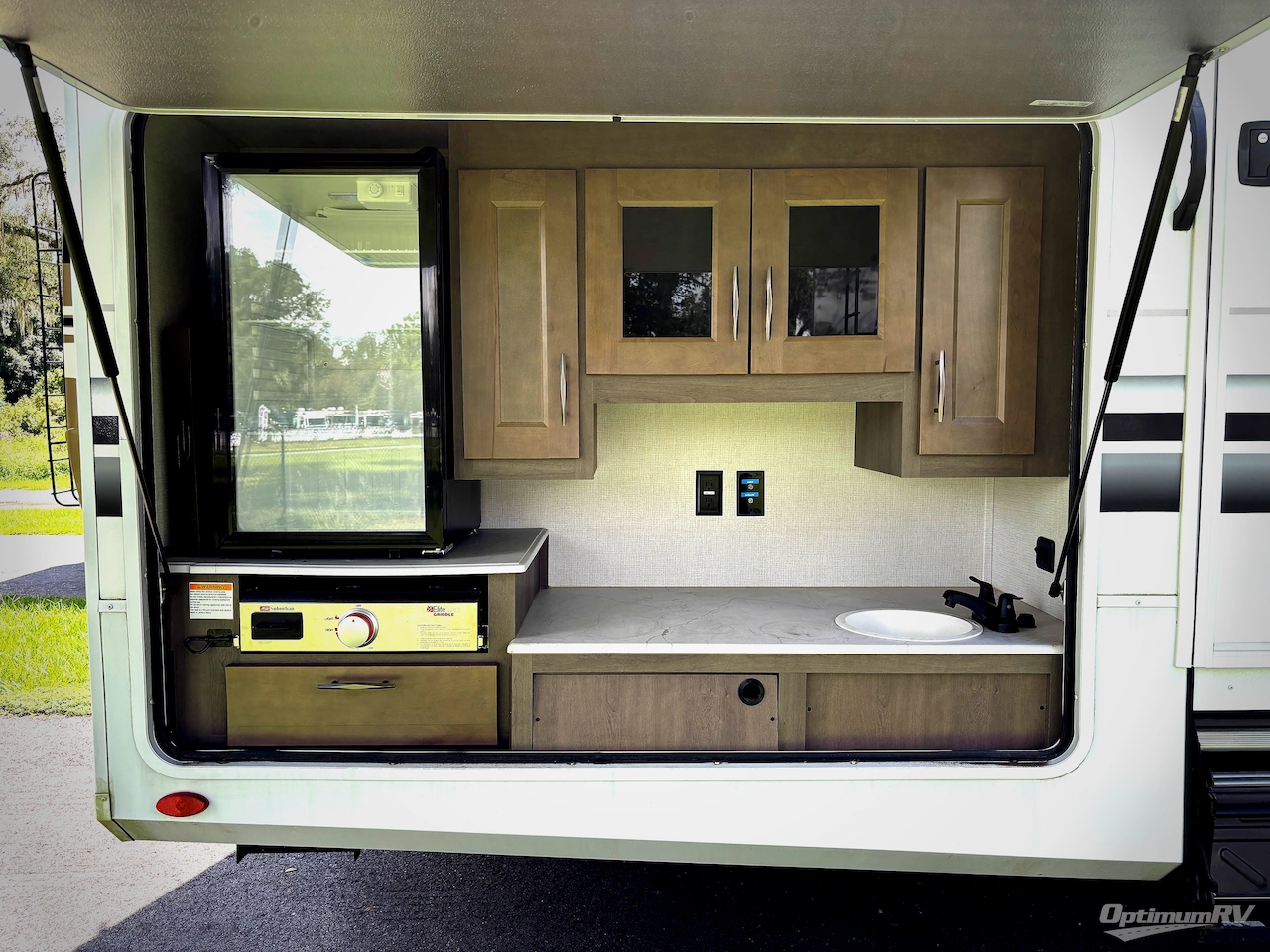 2024 Grand Design Influence 4003BH Photo 25