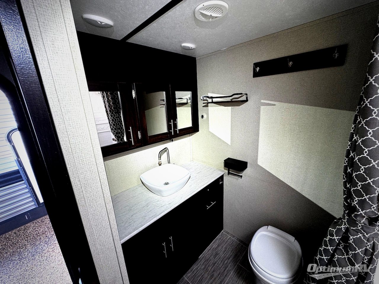 2020 Prime Time Tracer 260KS Photo 9
