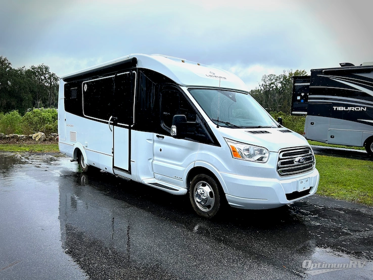 2019 Leisure Travel Wonder 24MB RV Photo 1