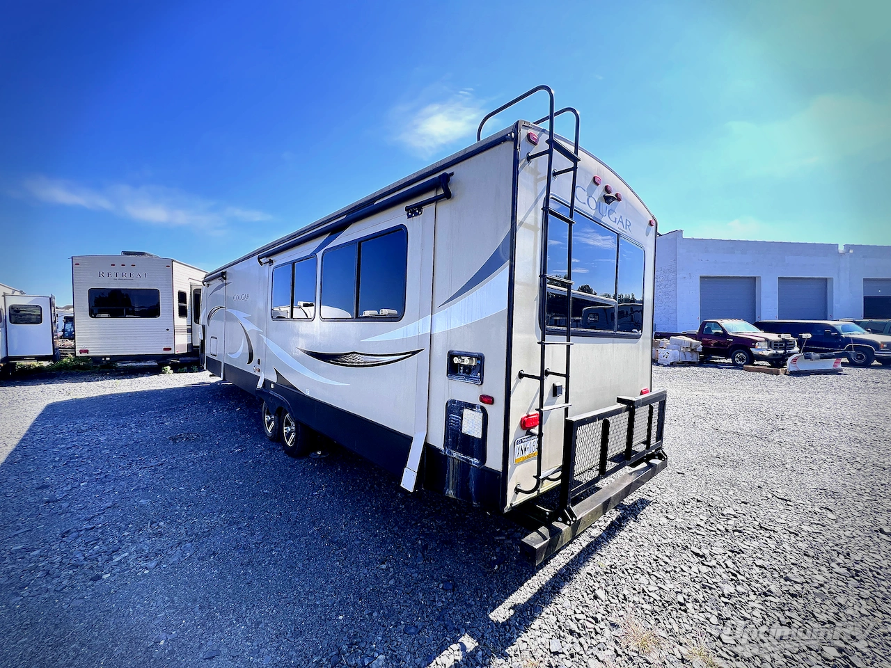 2019 Keystone Cougar Half-Ton Series 33SAB Photo 4