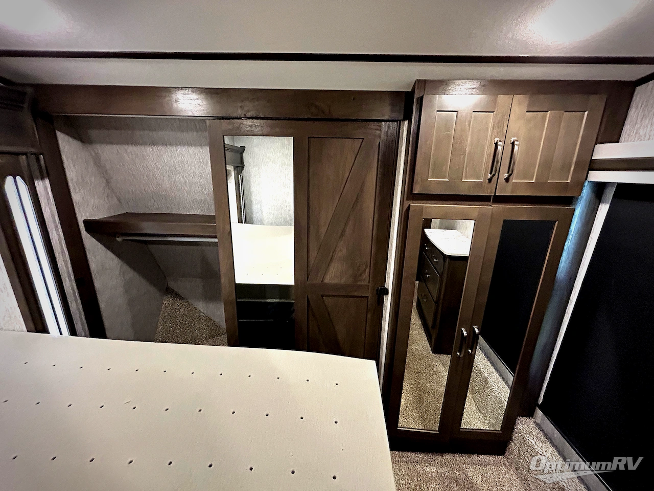 2021 Dutchmen Astoria 3173RLP Photo 8
