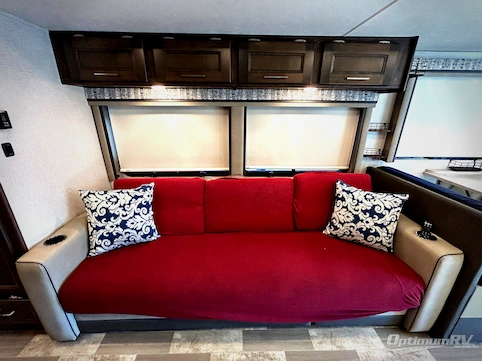 2020 Coachmen Mirada 32SS RV Photo 3