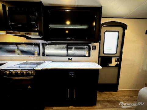 2023 Keystone Springdale 286BHU RV Photo 2