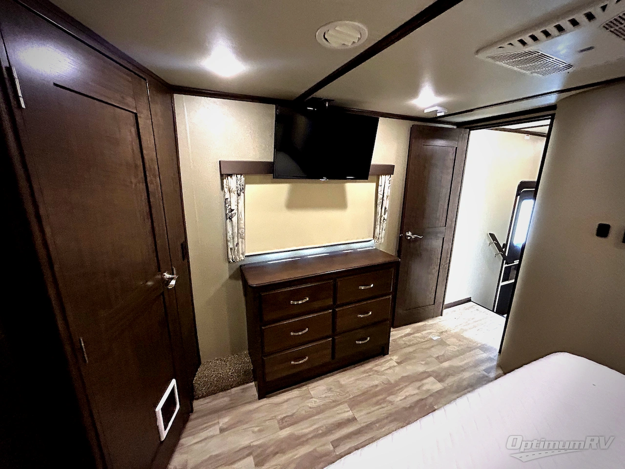 2018 Grand Design Solitude 344GK Photo 13