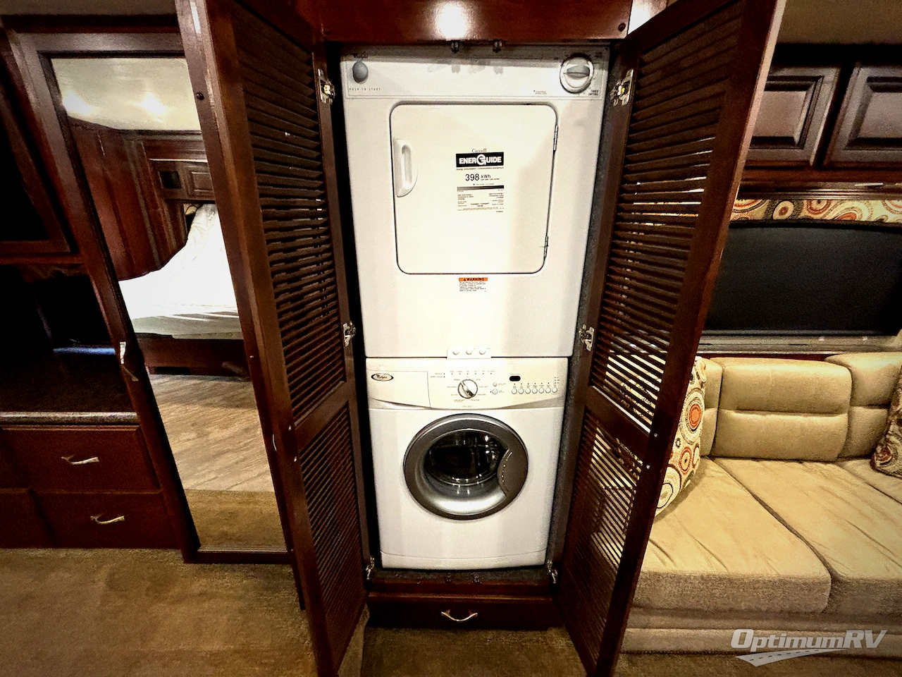 2017 Fleetwood Pace Arrow LXE 38K Photo 16