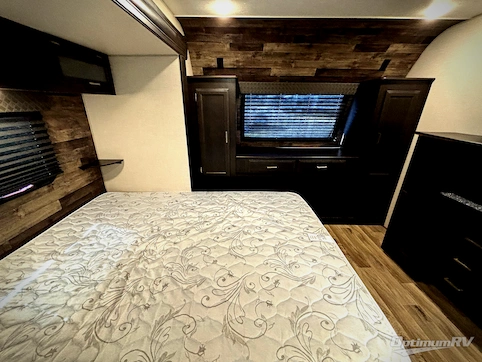 2020 Venture SportTrek Touring Edition 343VBH RV Photo 2