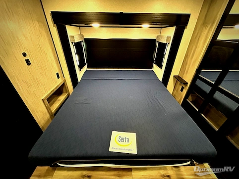 2023 KZ Durango Gold G382MBQ RV Photo 2