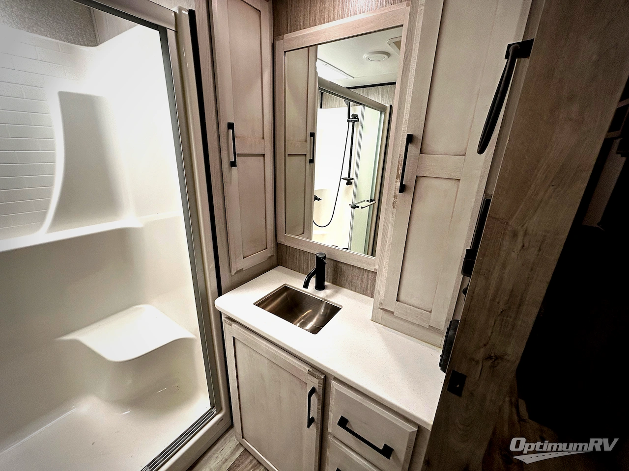 2023 KZ Durango Gold G382MBQ Photo 15