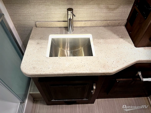 2020 Entegra Emblem 36U RV Photo 4