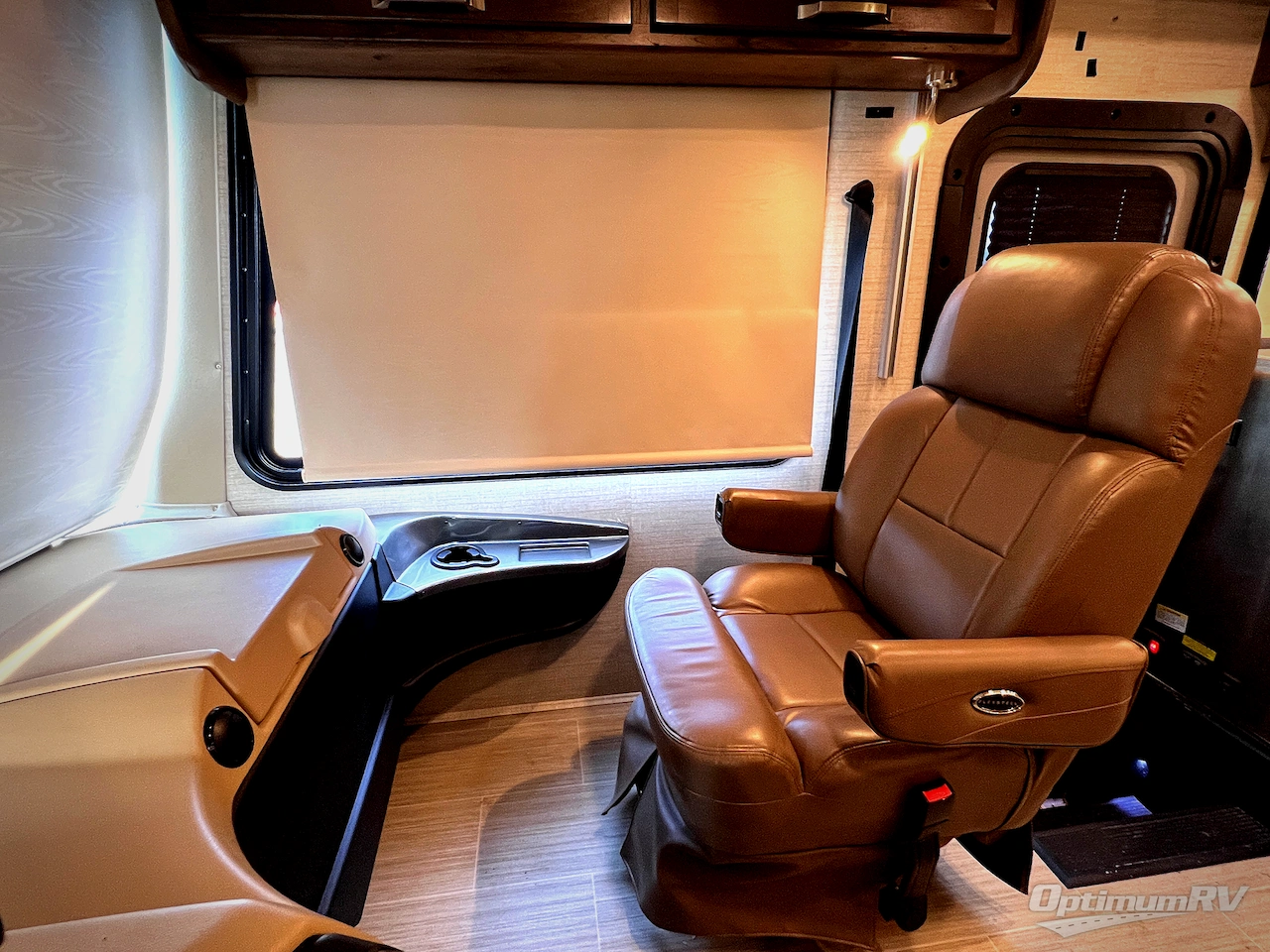 2020 Entegra Emblem 36U Photo 9