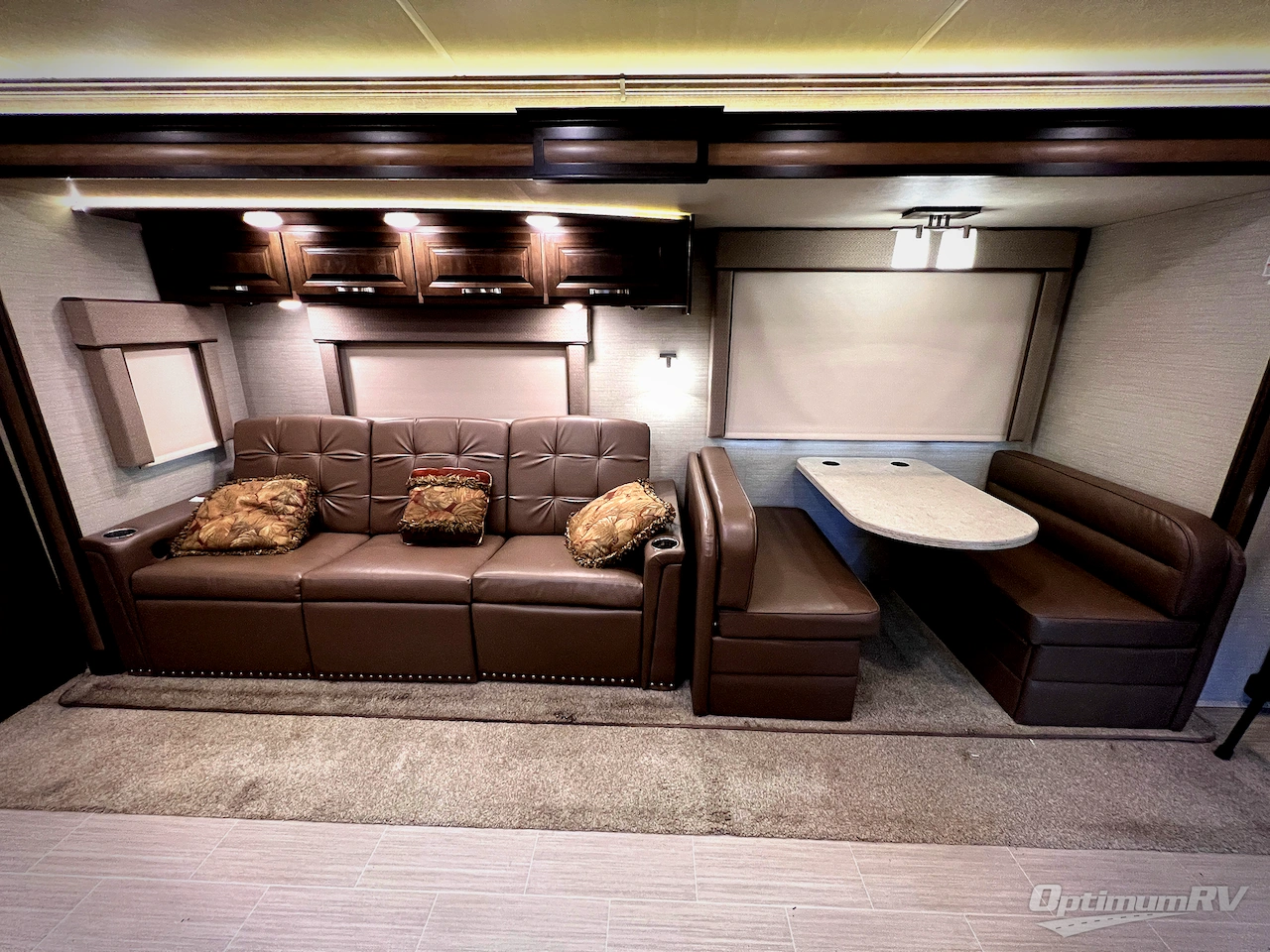 2020 Entegra Emblem 36U Photo 13