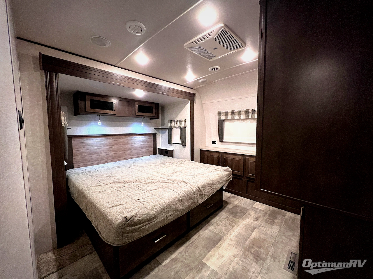 2021 Forest River Flagstaff Classic Super Lite 832IKRL Photo 42