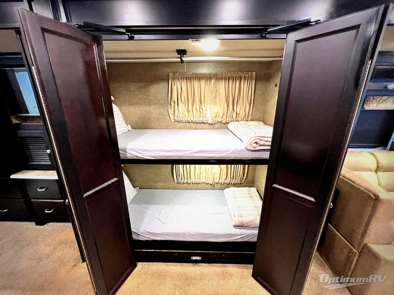 2017 Tiffin Allegro 36 UA Photo 13