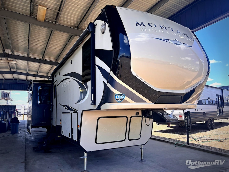 2018 Keystone Montana High Country 345RL RV Photo 1