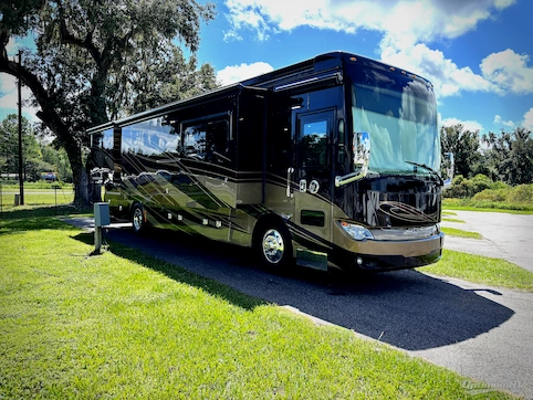 Used 2017 Tiffin Allegro Bus 37AP Featured Photo