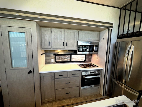 2023 Forest River Salem Grand Villa 42VIEW RV Photo 2