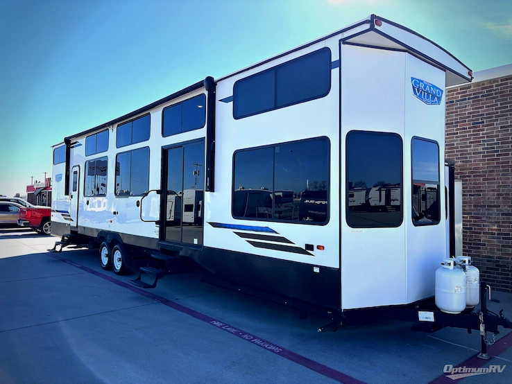 2023 Forest River Salem Grand Villa 42VIEW RV Photo 1