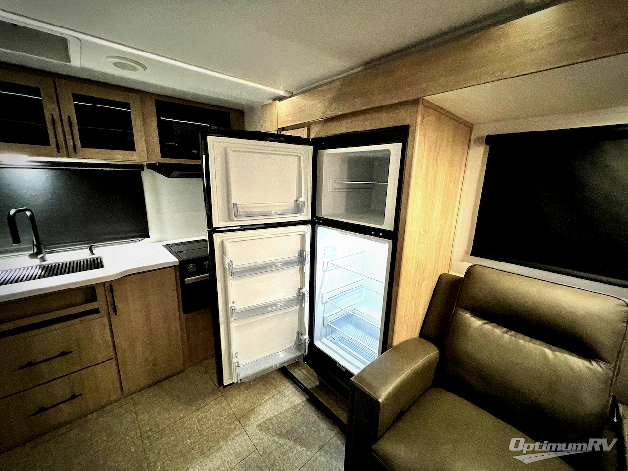 2025 Grand Design Imagine XLS 23LDE Photo 13